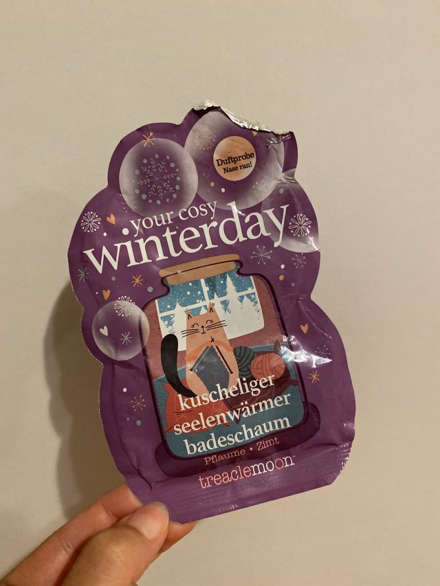 akcja denkowanie! grudzień - kosmetyki w świątecznych opakowaniach i świątecznych kolorach 🎄❄️⛄🎀🎁🎅