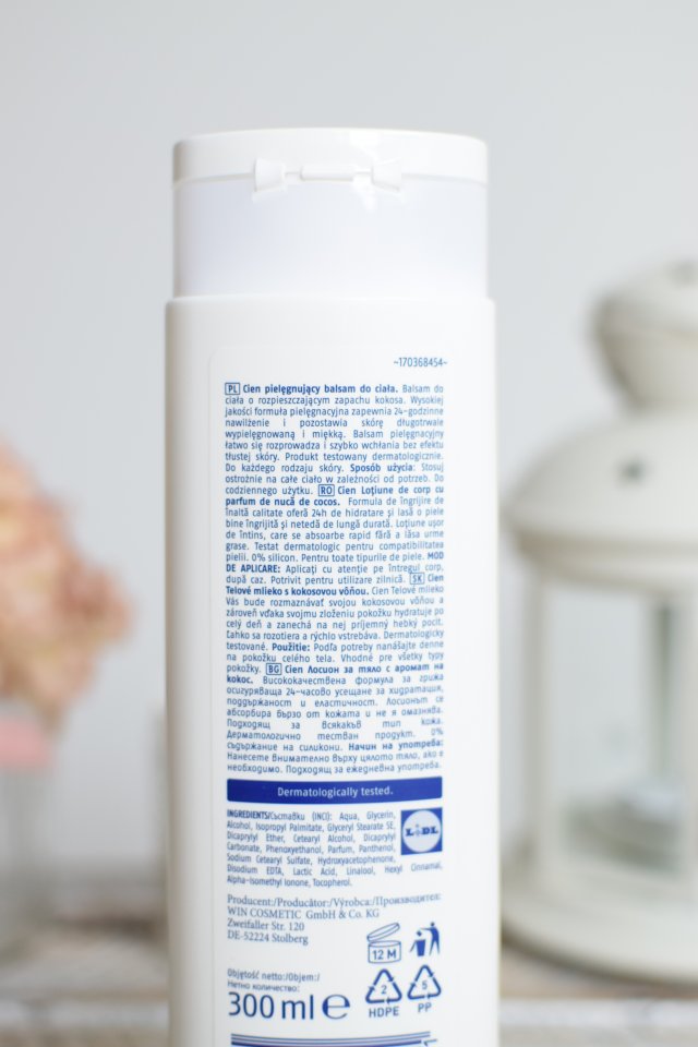 Cien Caring Moments, pielęgnujący balsam do ciała, o zapachu kokosa