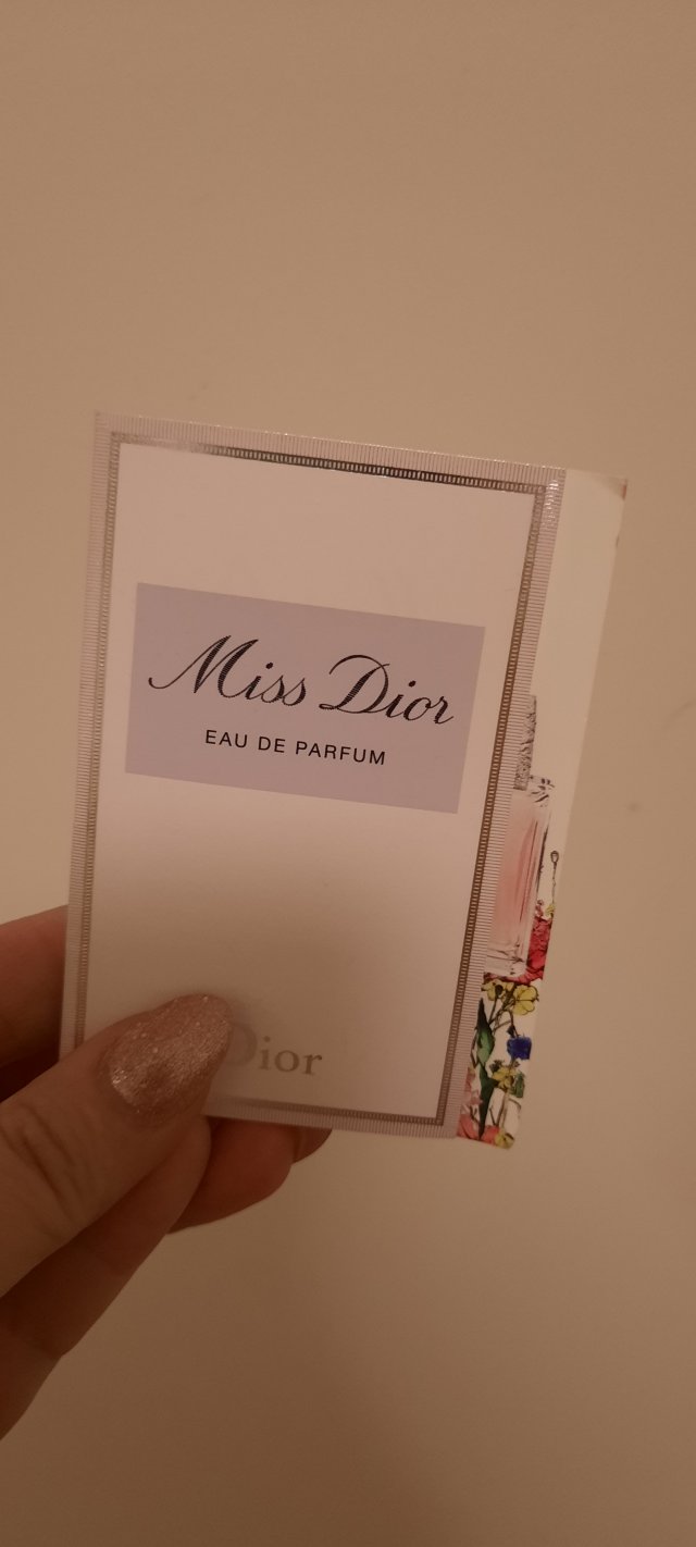 akcja denkowanie! grudzień - kosmetyki w świątecznych opakowaniach i świątecznych kolorach 🎄❄️⛄🎀🎁🎅