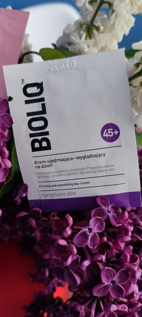 BIOLIQ Krem do twarzy, Ujędrniająco-wygładzający, Na dzień, 45+