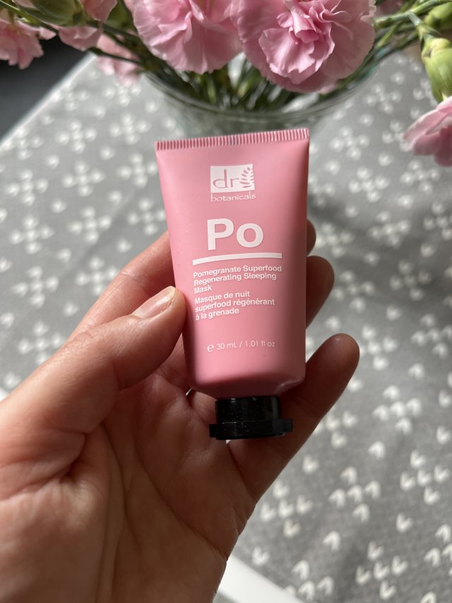 akcja denkowanie! grudzień - kosmetyki w świątecznych opakowaniach i świątecznych kolorach 🎄❄️⛄🎀🎁🎅