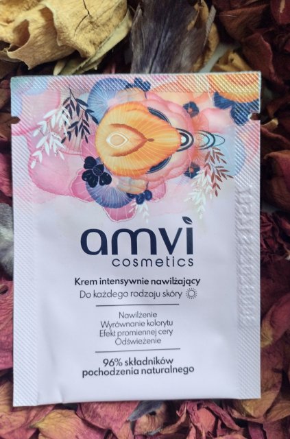AMVI Cosmetics Krem do twarzy, Intensywnie nawilżający, Każdy rodzaj skóry