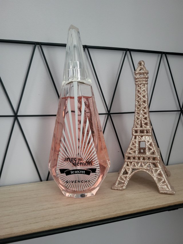Givenchy Woda perfumowana, Ange Ou Demon Le Secret EDP
