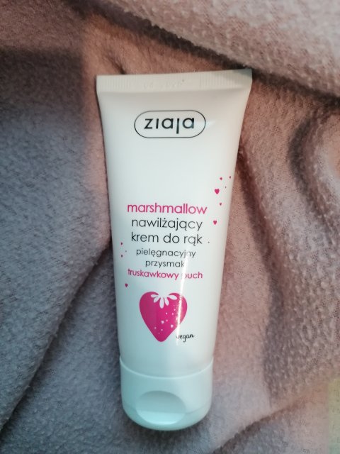 Ziaja Pielęgnacyjny Przysmak, Marshmallow, Krem do rąk, Truskawkowy puch