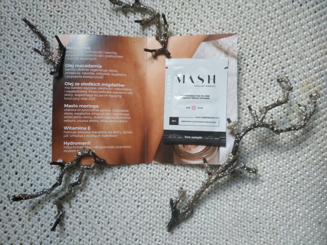 Mash Natural Beauty Mus do ciała, Odmładzający, O zapachu leśnych borówek