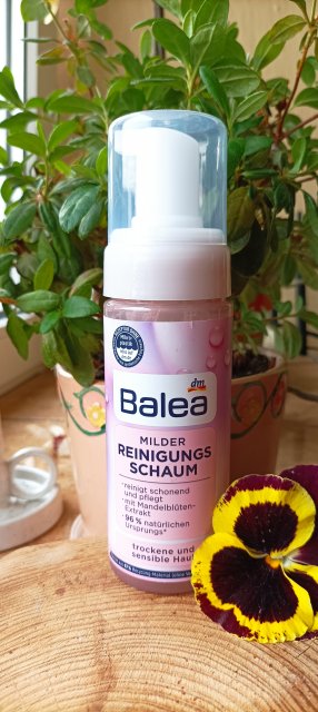 Balea Pianka do mycia twarzy, Wyciąg z kwiatów migdałowca, Skóra sucha i wrażliwa