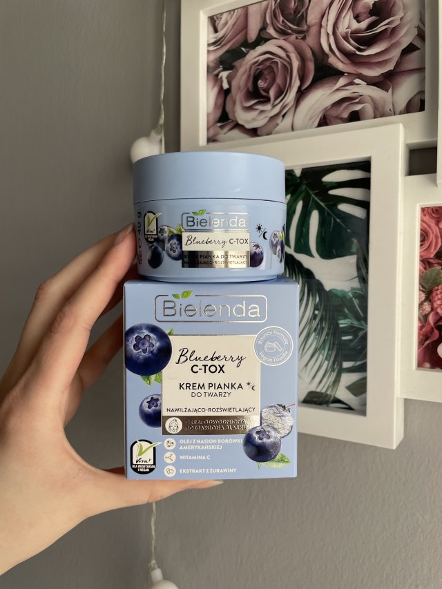 Bielenda Blueberry C-TOX, Krem pianka do twarzy, Nawilżająco-rozświetlająca, Na dzień i na noc