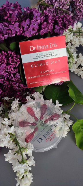 Dr Irena Eris Clinic Way, Dermokapsułki rewitalizujące