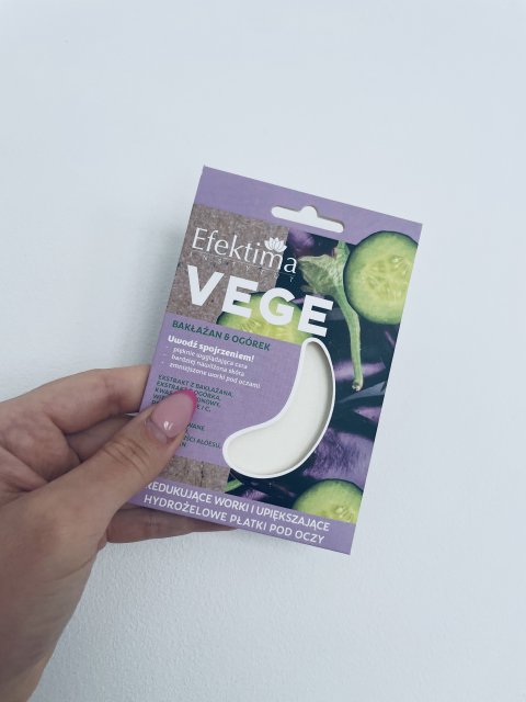 akcja denkowanie! grudzień - kosmetyki w świątecznych opakowaniach i świątecznych kolorach 🎄❄️⛄🎀🎁🎅