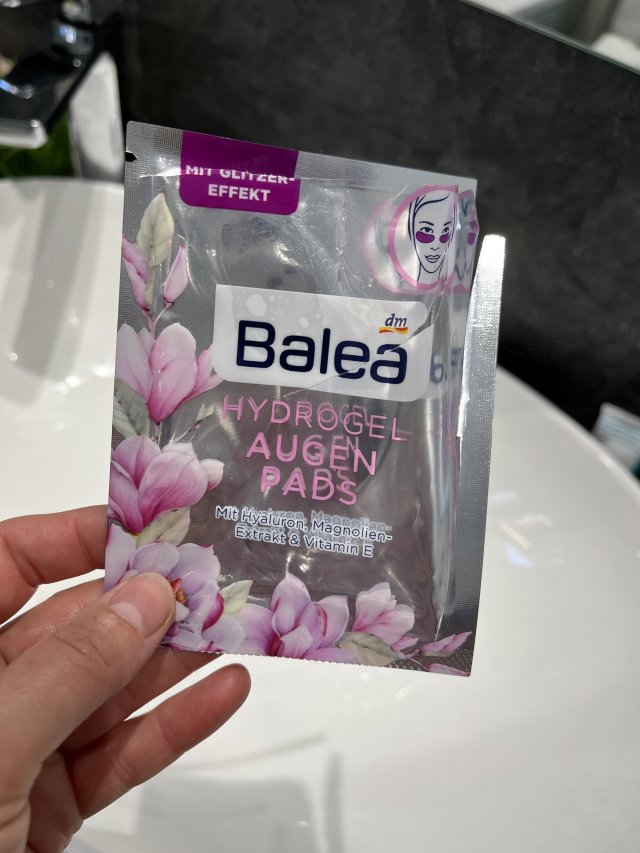 akcja denkowanie! grudzień - kosmetyki w świątecznych opakowaniach i świątecznych kolorach 🎄❄️⛄🎀🎁🎅