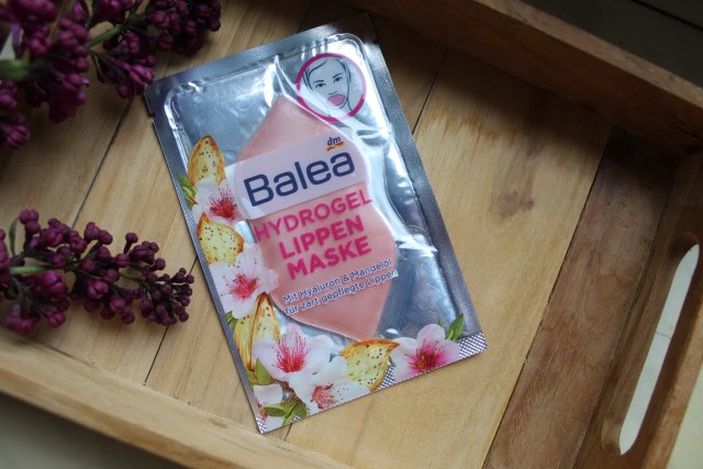 Balea Maseczka na usta, Hydrożelowa, Kwas hialuronowy i olejek migdałowy