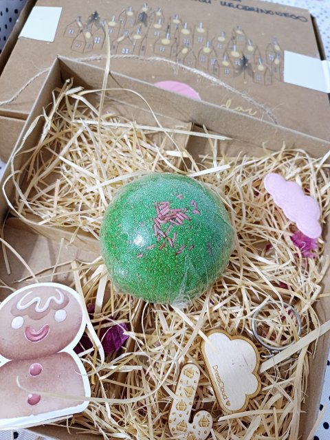 WhiteTree Natural Cosmetics Półkula do kąpieli, Winogrono & biała porzeczka