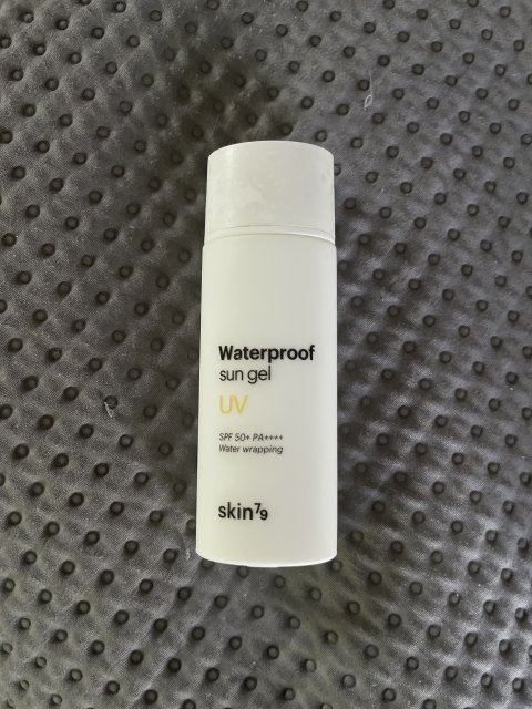 Krem z spf50 skin79 