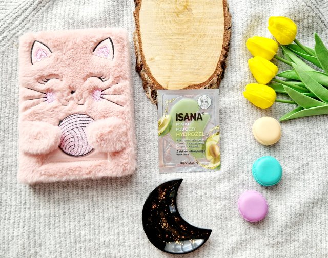 Isana Płatki hydrożelowe z kwasem hialuronowym i olejem z awokado