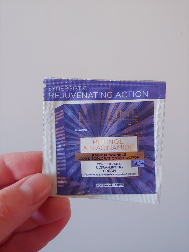 Eveline Royal Snail, Krem do twarzy, Skoncentrowany, Silnie liftingujący, 50+