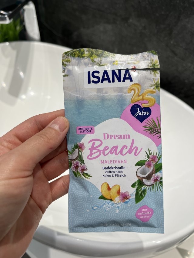 akcja denkowanie! grudzień - kosmetyki w świątecznych opakowaniach i świątecznych kolorach 🎄❄️⛄🎀🎁🎅