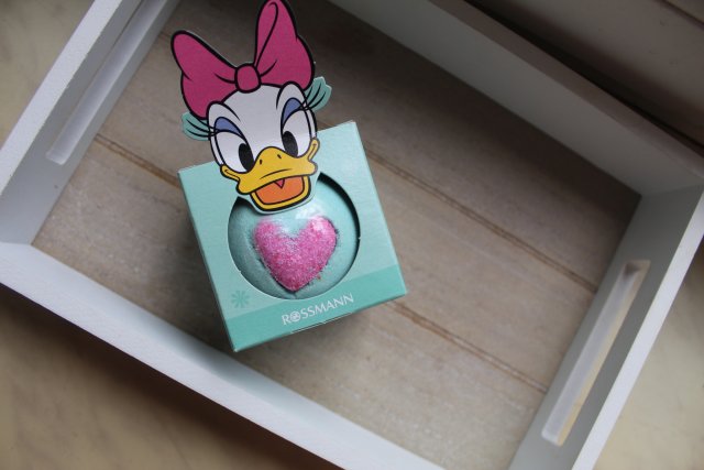 Isana Kula do kąpieli, Kaczka Daisy, Turkusowa, Z serduszkiem, Zapach jabłek