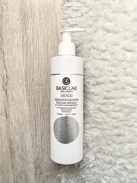BasicLab Dermocosmetics Micellis, Emulsja myjąca do twarzy, Dermatologiczna, Do skóry ultrawrażliwej