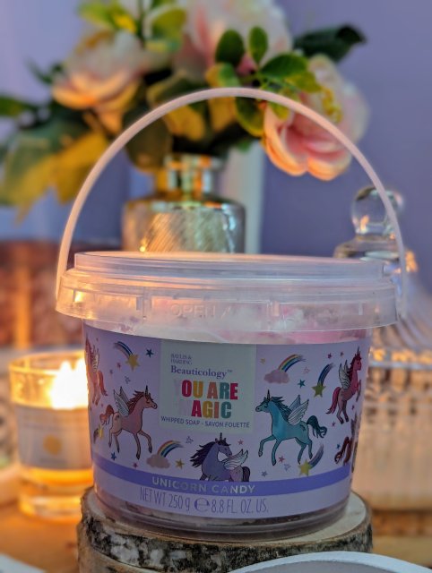 Baylis & Harding Beauticology, Mydło do mycia ciała, You Are Magic, Unicorn Candy