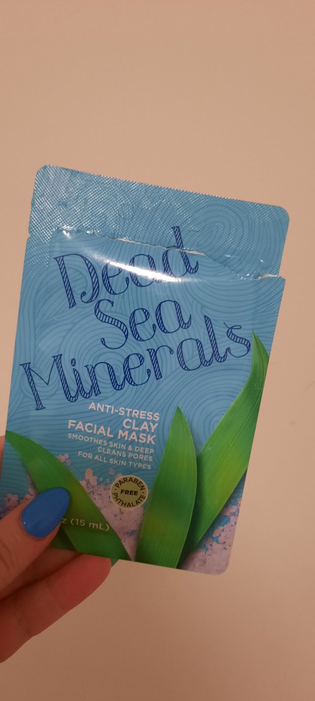 akcja denkowanie! grudzień - kosmetyki w świątecznych opakowaniach i świątecznych kolorach 🎄❄️⛄🎀🎁🎅