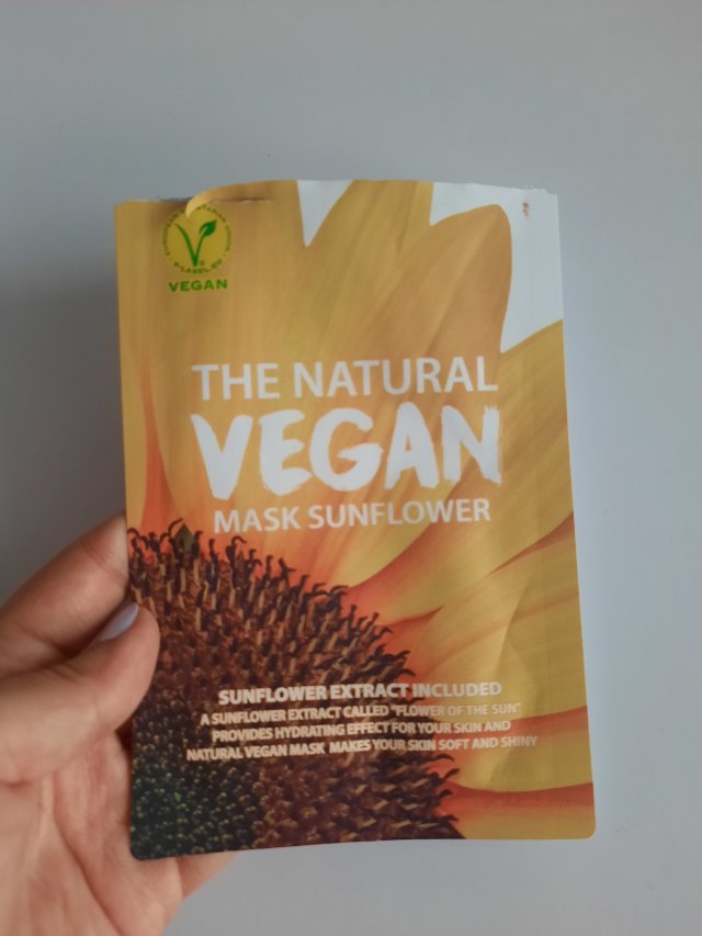 akcja denkowanie! grudzień - kosmetyki w świątecznych opakowaniach i świątecznych kolorach 🎄❄️⛄🎀🎁🎅