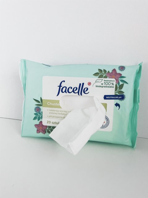 Facelle Intim, Chusteczki do higieny intymnej, Aloes, zielona herbata i rumianek