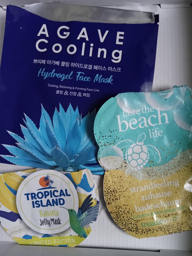 akcja denkowanie! grudzień - kosmetyki w świątecznych opakowaniach i świątecznych kolorach 🎄❄️⛄🎀🎁🎅