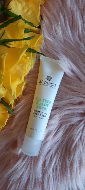 Rata & Co. New Zealand Naturals Balsam do stóp, Tea Tree & Aloe Vera, Refreshing, Z witaminą E