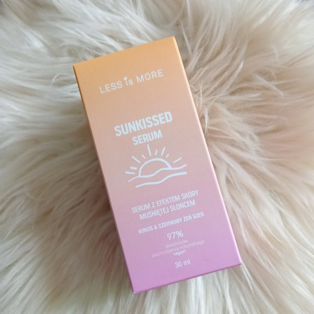 Less is more Sunkissed, Serum z efektem skóry muśniętej słońcem 