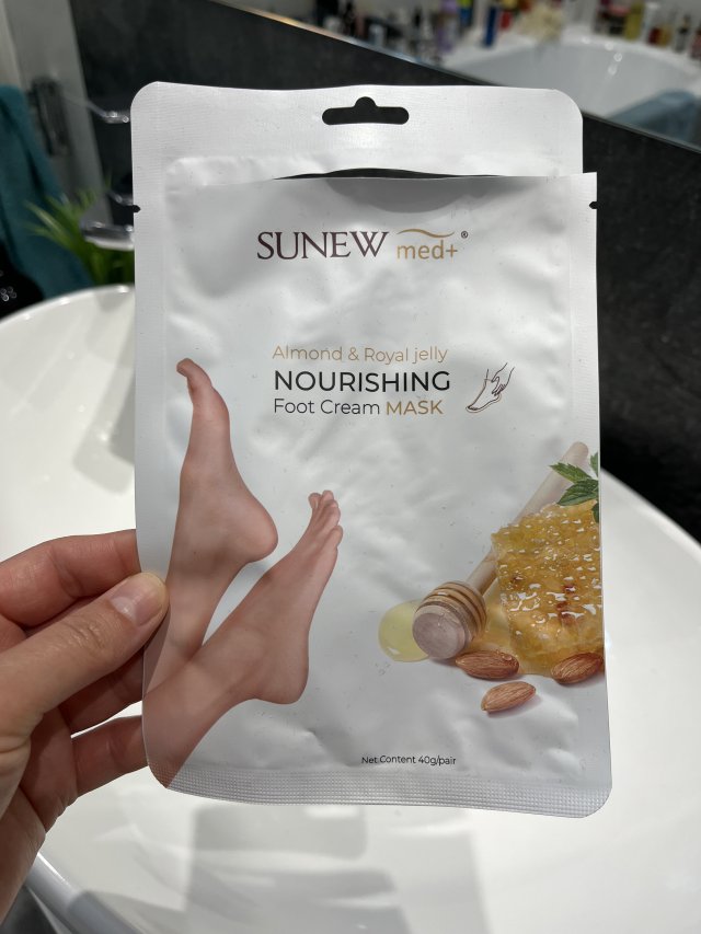 akcja denkowanie! grudzień - kosmetyki w świątecznych opakowaniach i świątecznych kolorach 🎄❄️⛄🎀🎁🎅