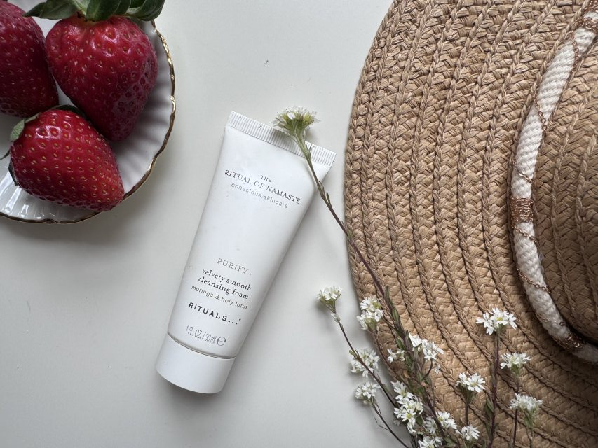 RITUALS Pianka oczyszczająca, Velvety Smooth Cleansing Foam, The Ritual of Namaste