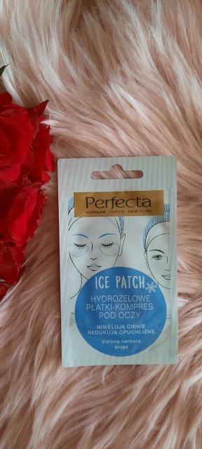 akcja denkowanie! grudzień - kosmetyki w świątecznych opakowaniach i świątecznych kolorach 🎄❄️⛄🎀🎁🎅