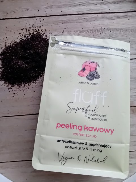 Fluff Superfood, Peeling do ciała, Kawowy, Kawa & Brzoskwinia