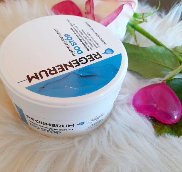 Regenerum Regeneracyjne serum do pięt