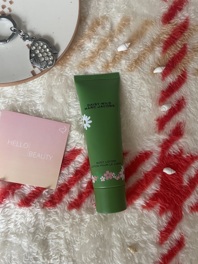 Marc Jacobs Daisy Wild, Balsam do ciała