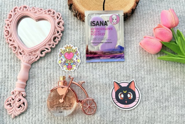 Isana Płatki pod oczy, Hydrożelowe, kwas hialuronowy, retinol, i ekstrakt z lawendy, Intensywny efekt nawilżenia