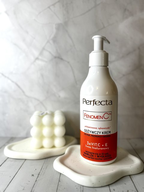 Perfecta Fenomen C, Krem do rąk, skórek i paznokci, Intensywnie nawilżający, Witaminowy