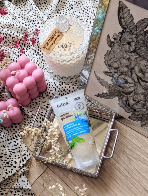 Tołpa Urban Garden, Żel-peeling do mycia twarzy, Perlit + łupiny orzecha