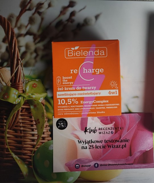 Bielenda Recharge, Żel-krem do twarzy, nawilżająco rozświetlający, 4w1
