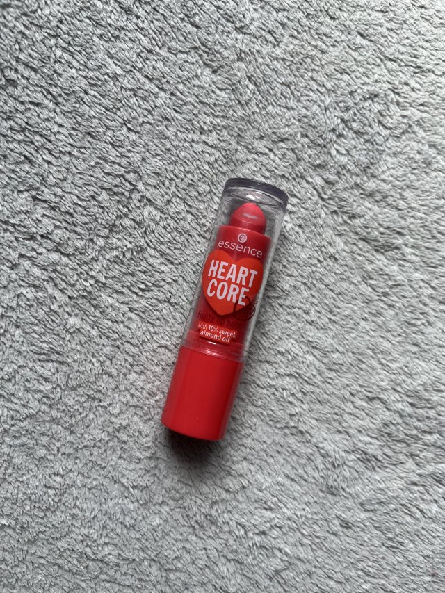 Essence Heart Core, Balsam do ust, nr 02 Strawberry