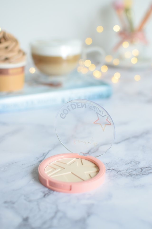 Lovely Golden Glow, Puder do twarzy, Korygujący, Banana Powder