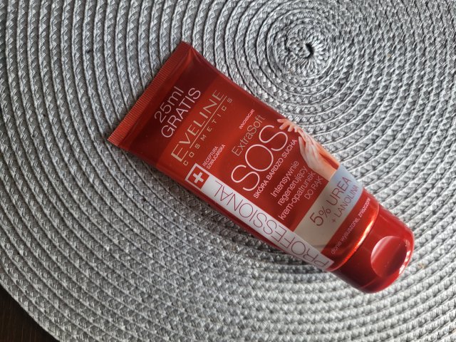 Eveline Extra soft, SOS, Krem-opatrunek do rąk, Regenerujący