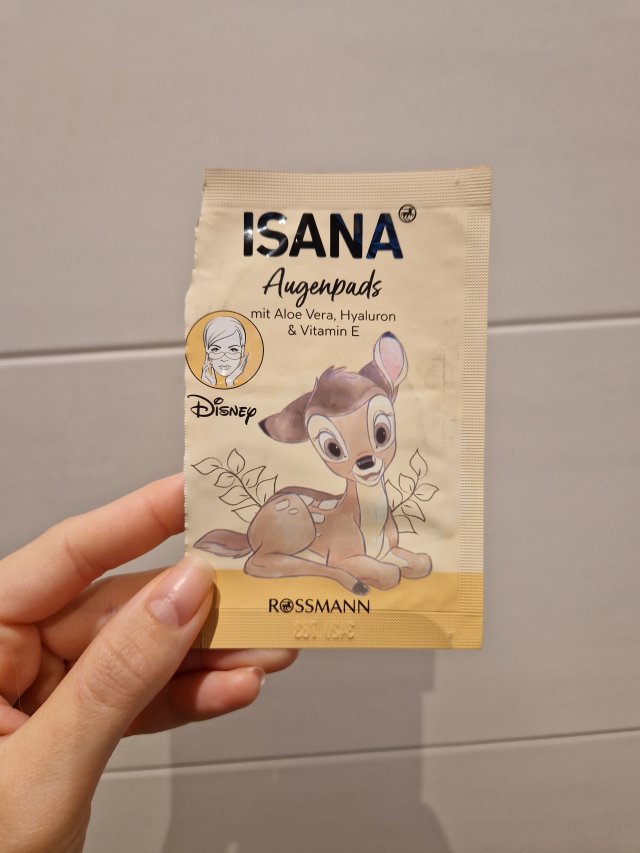 Denkowanie część druga :) Grudzień, kosmetyki w świątecznych opakowaniach lub w świątecznych kolorach: czerwonym, zielonym i złotym 