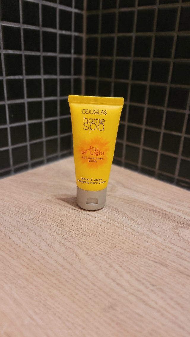 Douglas Home Spa, Balsam do ciała, Joy of Light, Lemon & Jasmin