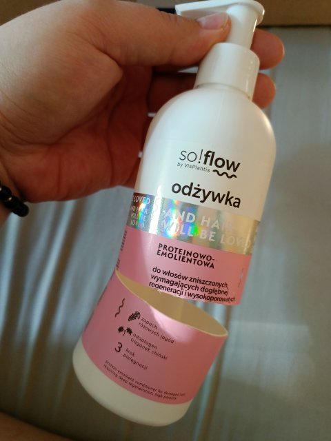 Denkowanie część druga :) Grudzień, kosmetyki w świątecznych opakowaniach lub w świątecznych kolorach: czerwonym, zielonym i złotym 