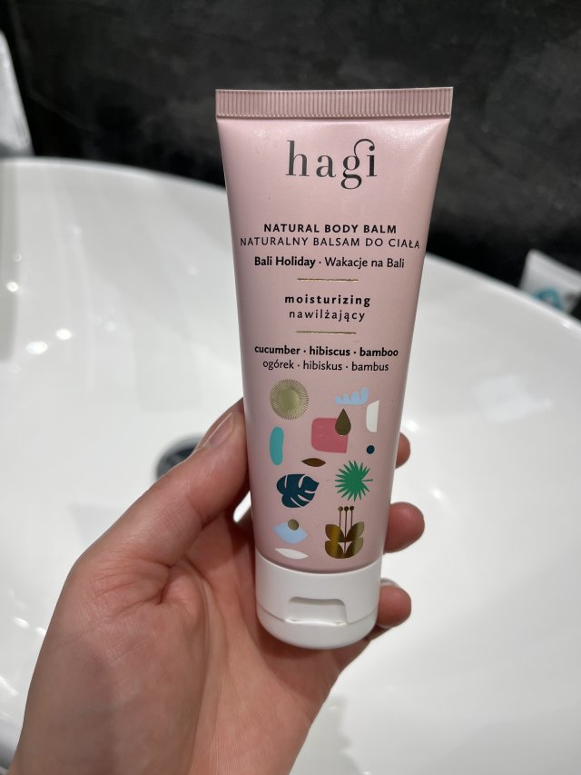 Denkowanie część druga :) Grudzień, kosmetyki w świątecznych opakowaniach lub w świątecznych kolorach: czerwonym, zielonym i złotym 