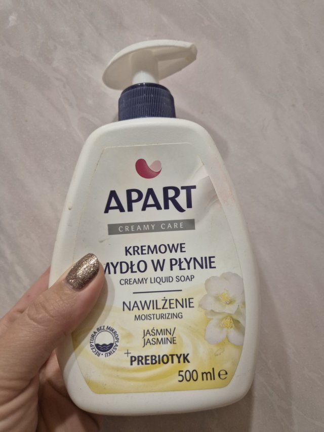 Denkowanie część druga :) Grudzień, kosmetyki w świątecznych opakowaniach lub w świątecznych kolorach: czerwonym, zielonym i złotym 