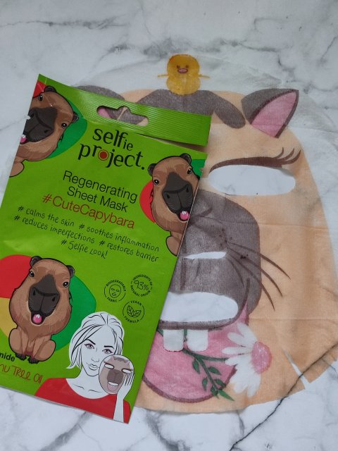 Denkowanie część druga :) Grudzień, kosmetyki w świątecznych opakowaniach lub w świątecznych kolorach: czerwonym, zielonym i złotym 