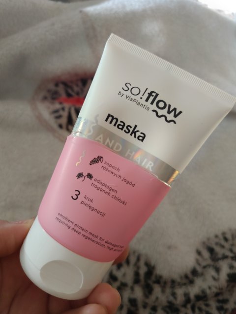 Denkowanie część druga :) Grudzień, kosmetyki w świątecznych opakowaniach lub w świątecznych kolorach: czerwonym, zielonym i złotym 