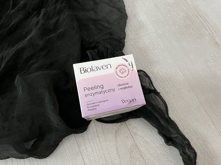 Sylveco Biolaven, Peeling do twarzy, Enzymatyczny, Ekstrakt z winogron, Bromelaina, Papaina